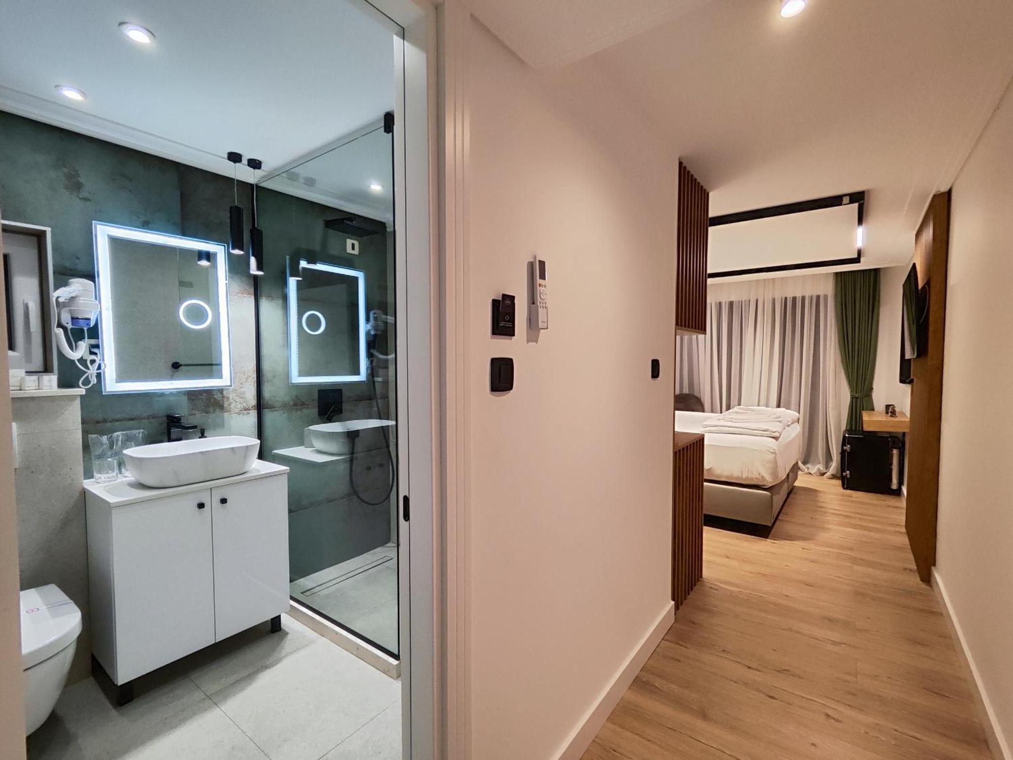 Amd Premium Rooms Budva Luaran gambar